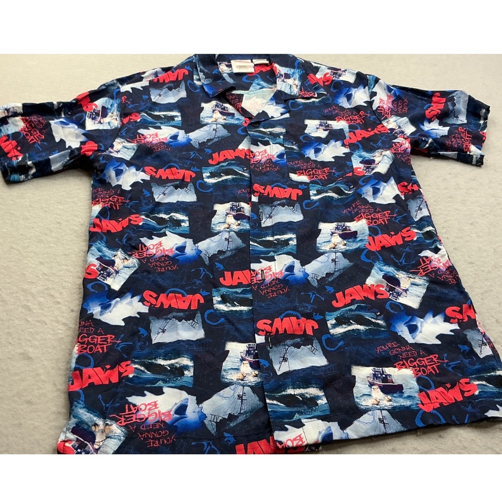 Jaws Universal Studios Rayon Button Down Shirt Movie Graphic Blue‎ Small Casual